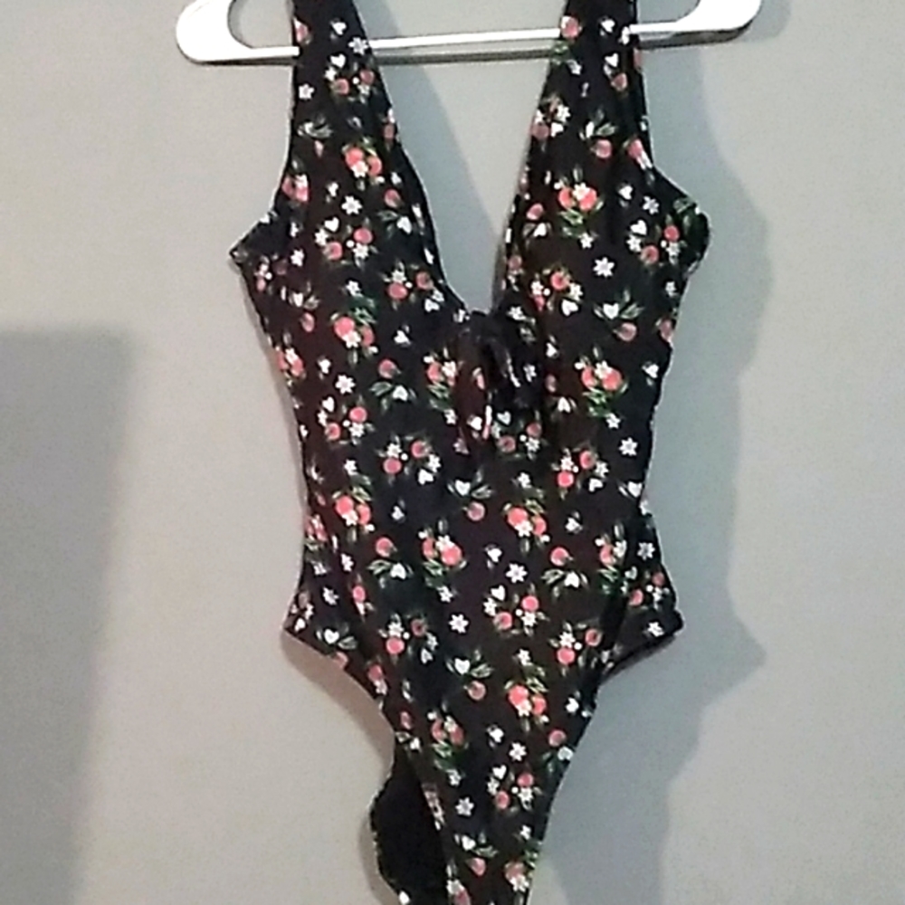 One piece bathing suit